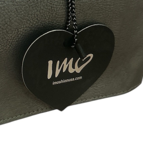 π₯³π Host pickππ IMO Imoshions NWT Pewter Purse with Shoulder Strap - Picture 4 of 6